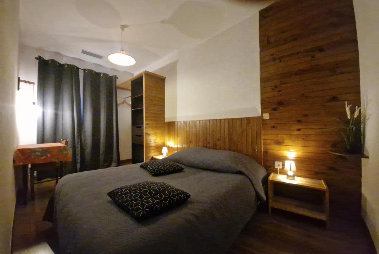 Chalet Les Moineaux Chambres D'Hotes จูซิเออร์ ภายนอก รูปภาพ